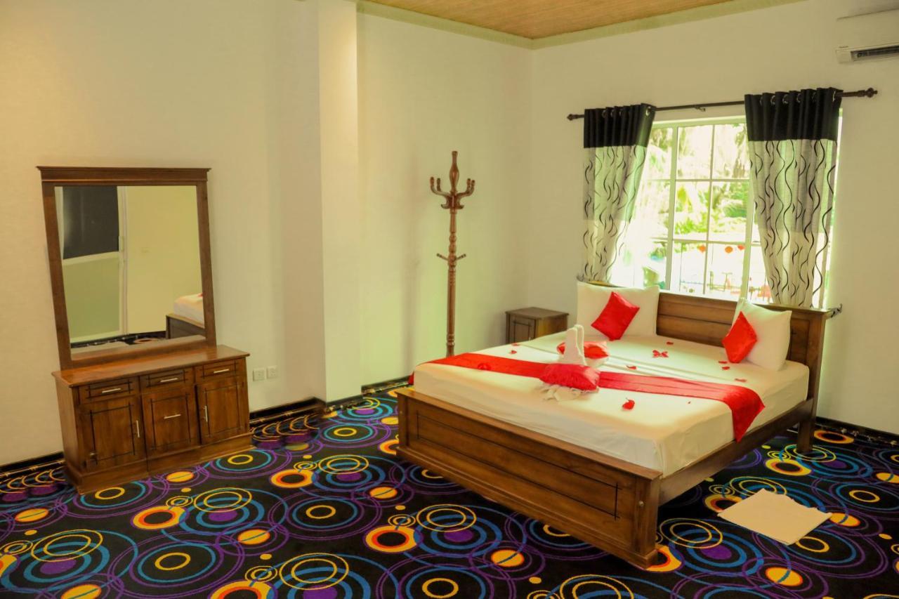 Aurora Banquet And Hotel Chilaw Zewnętrze zdjęcie